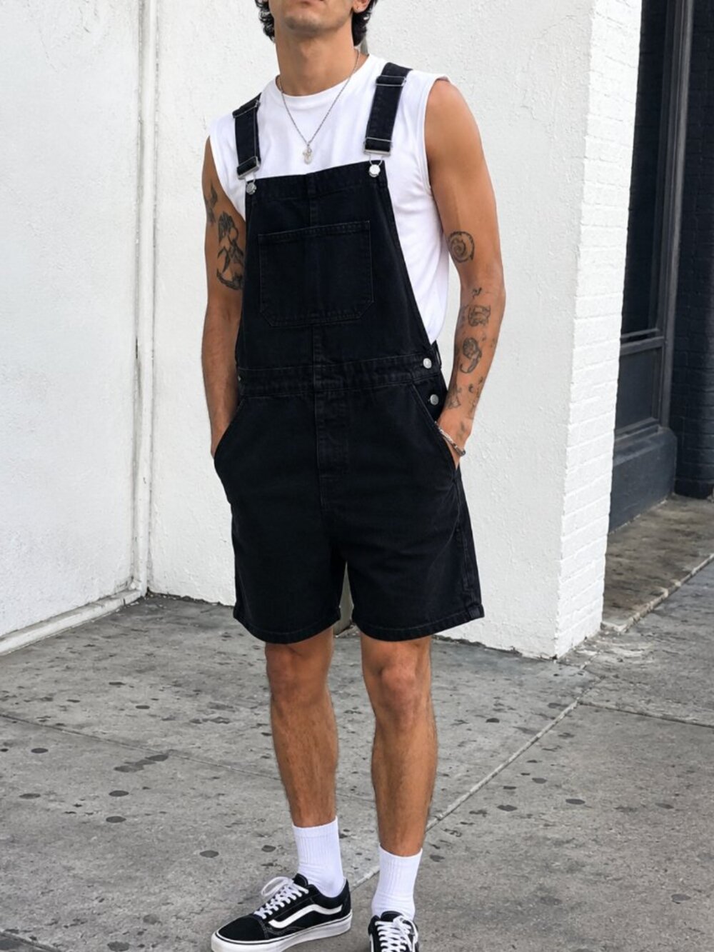 ASOS DESIGN Black Denim Short Overalls Dungarees Mens Adjustable Bib Shorts - 32